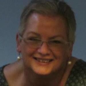 Meet your Posher, Elaine